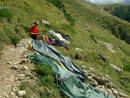Rast auf Alpe Pianascio - Zeit um das Zelt trocknen zu lassen 